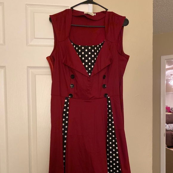 Red and black polka dot dress - Picture 1 of 4